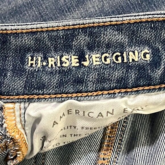 American Eagle Hi-Rise Jegging Distressed Jeans Size 4 Short - Picture 5 of 5